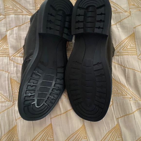 Black Mary Janes - Picture 2 of 4